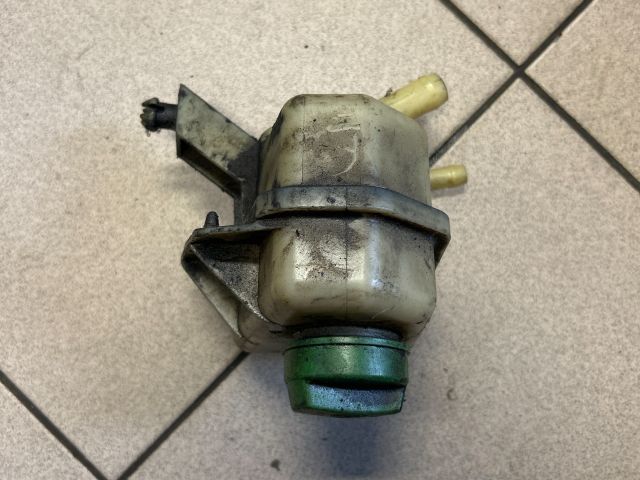 bontott VW TRANSPORTER Szervóolaj Tartály