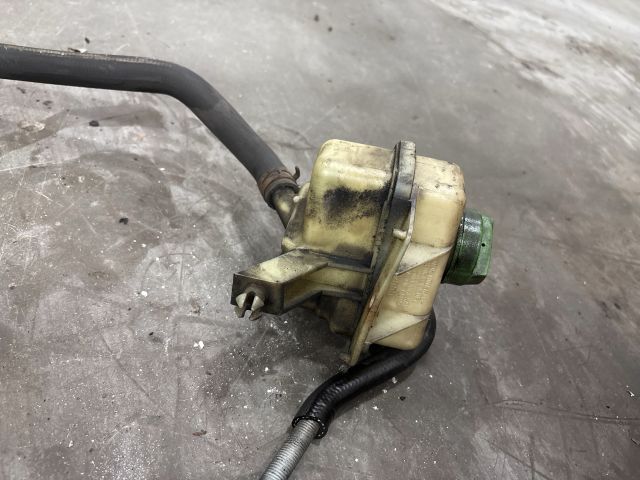 bontott VW TRANSPORTER Szervóolaj Tartály