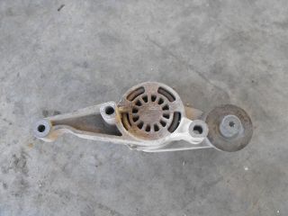 bontott VW TRANSPORTER Szíjfeszítő Görgő