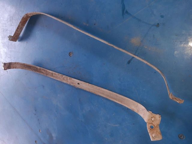 bontott VW TRANSPORTER Tank Tartó Pánt