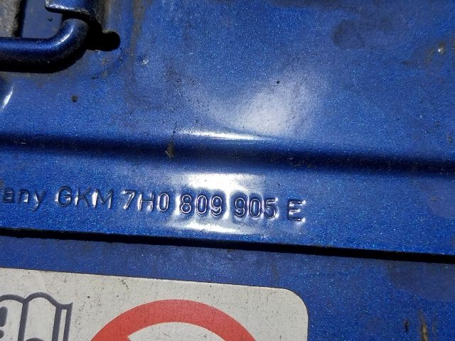 bontott VW TRANSPORTER Tankajtó