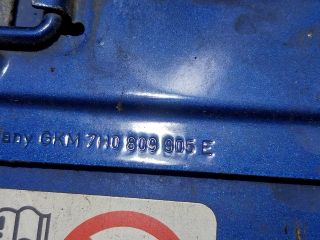 bontott VW TRANSPORTER Tankajtó