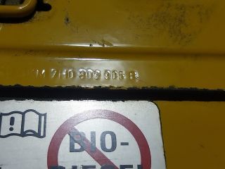 bontott VW TRANSPORTER Tankajtó