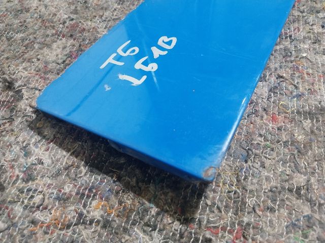 bontott VW TRANSPORTER Tankajtó