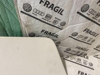 bontott VW TRANSPORTER Tankajtó