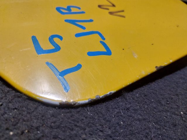 bontott VW TRANSPORTER Tankajtó