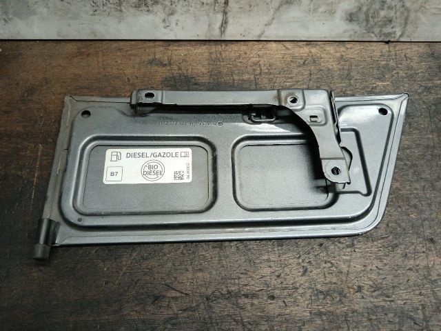 bontott VW TRANSPORTER Tankajtó