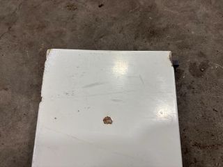 bontott VW TRANSPORTER Tankajtó