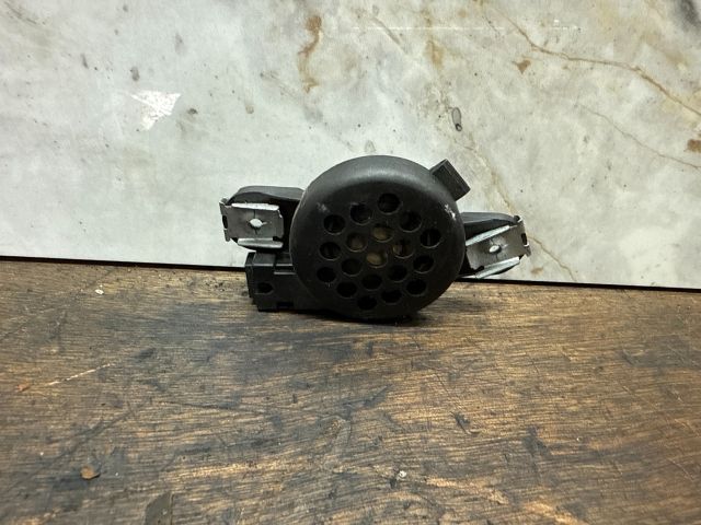 bontott VW TRANSPORTER Tolatóradar Hangszóró