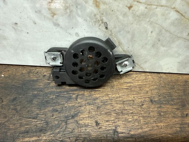 bontott VW TRANSPORTER Tolatóradar Hangszóró