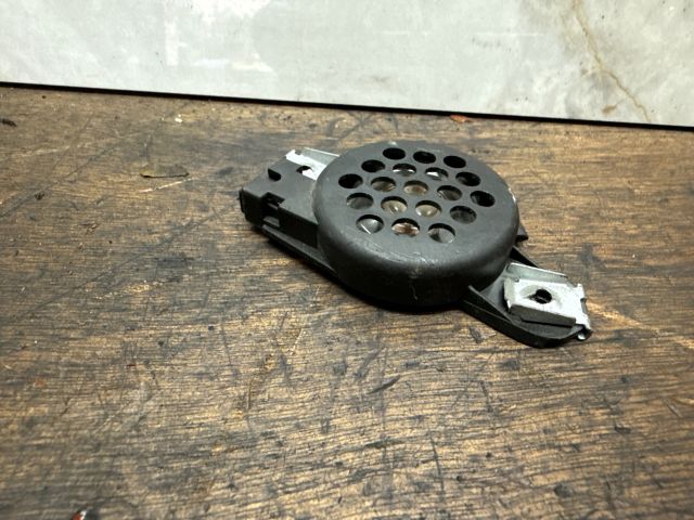 bontott VW TRANSPORTER Tolatóradar Hangszóró