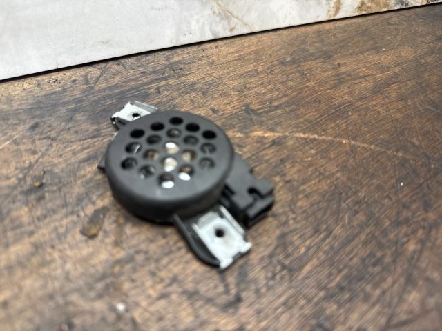 bontott VW TRANSPORTER Tolatóradar Hangszóró