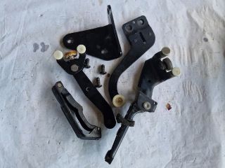 bontott VW TRANSPORTER Tolóajtó Sín Görgő Szett