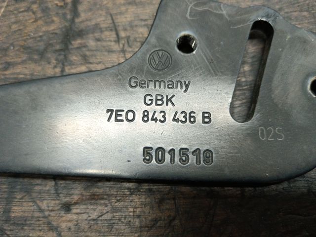 bontott VW TRANSPORTER Tolóajtó Sín Görgő Szett