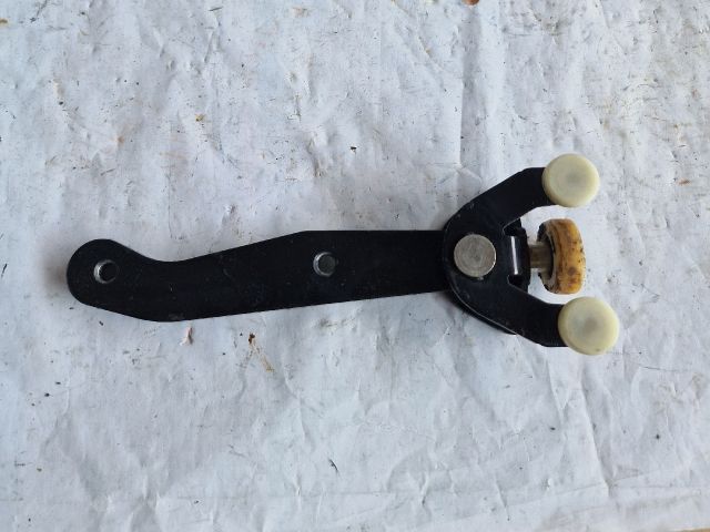 bontott VW TRANSPORTER Tolóajtó Sín Görgő Szett