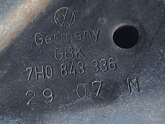 bontott VW TRANSPORTER Tolóajtó Sín Görgő Szett