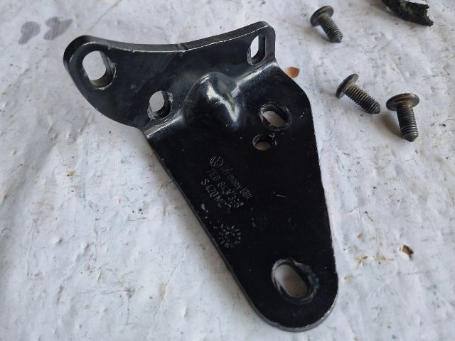 bontott VW TRANSPORTER Tolóajtó Sín Görgő Szett