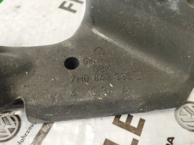 bontott VW TRANSPORTER Tolóajtó Sín Görgő