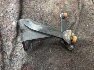 bontott VW TRANSPORTER Tolóajtó Sín Görgő