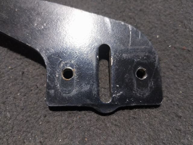 bontott VW TRANSPORTER Tolóajtó Sín Görgő