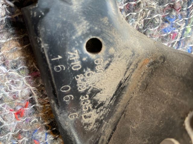 bontott VW TRANSPORTER Tolóajtó Sín Görgő