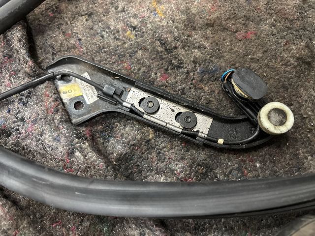 bontott VW TRANSPORTER Tolóajtó Sín Görgő