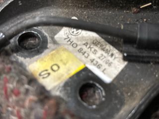 bontott VW TRANSPORTER Tolóajtó Sín Görgő