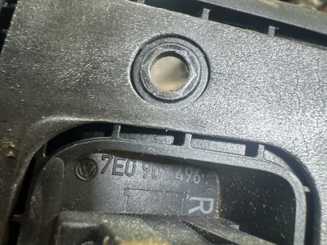 bontott VW TRANSPORTER Tolóajtó Ütköző