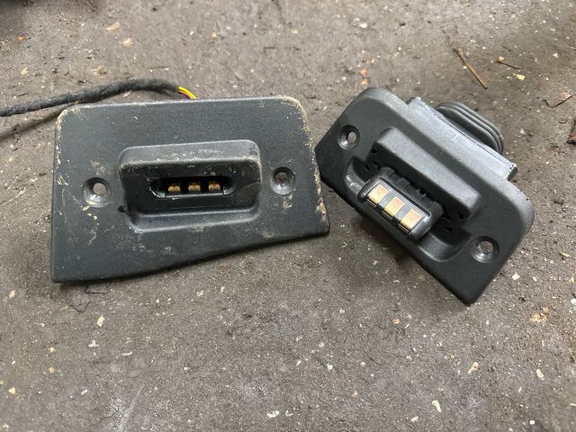 bontott VW TRANSPORTER Tolóajtó Ütköző