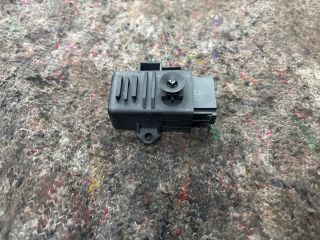 bontott VW TRANSPORTER Ülésfűtés Vezérlő