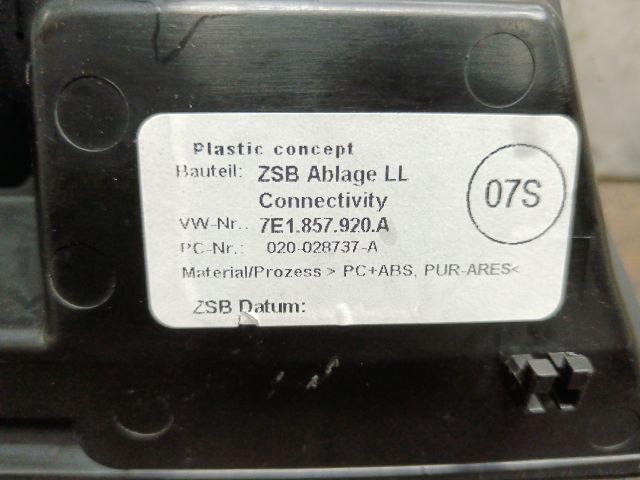 bontott VW TRANSPORTER USB Aljzat