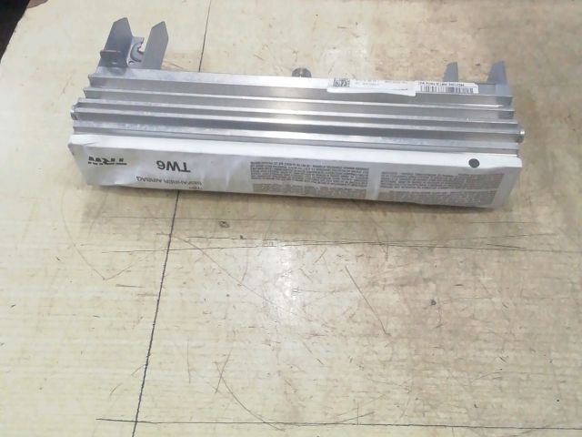 bontott VW TRANSPORTER Utasoldali Légzsák