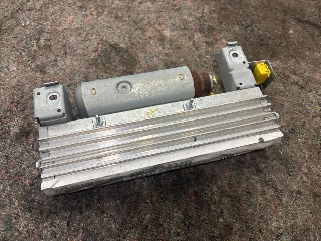 bontott VW TRANSPORTER Utasoldali Légzsák