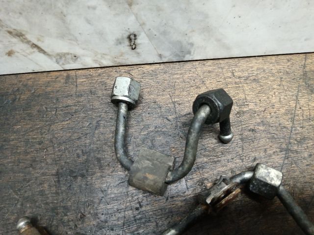 bontott VW TRANSPORTER Üzemanyagcső