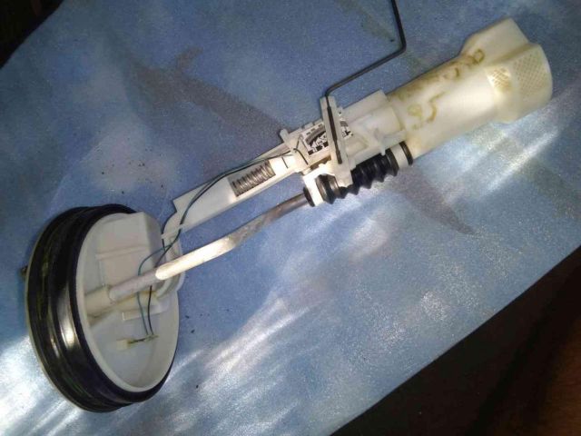 bontott VW TRANSPORTER Üzemanyagszint Jeladó