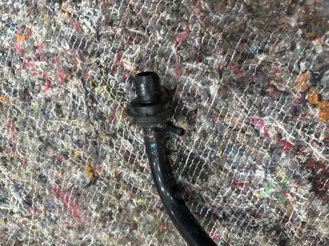 bontott VW TRANSPORTER Vákum Cső