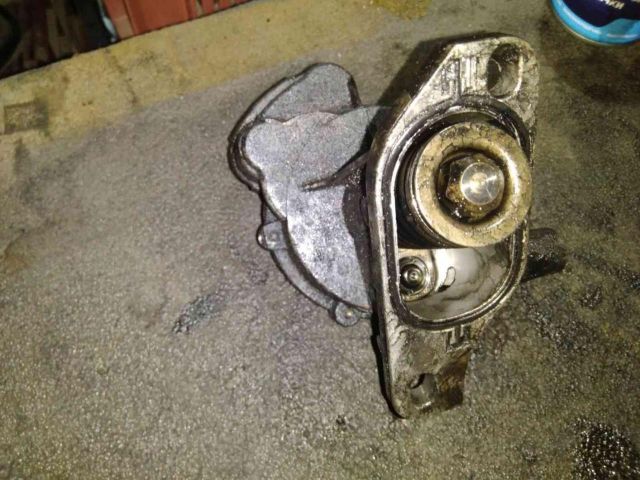 bontott VW TRANSPORTER Vákumpumpa