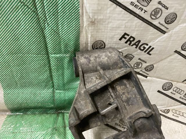 bontott VW TRANSPORTER Váltó Bowden Tartó Bak