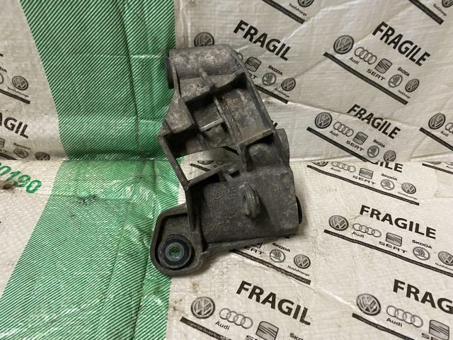 bontott VW TRANSPORTER Váltó Bowden Tartó Bak