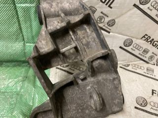 bontott VW TRANSPORTER Váltó Bowden Tartó Bak