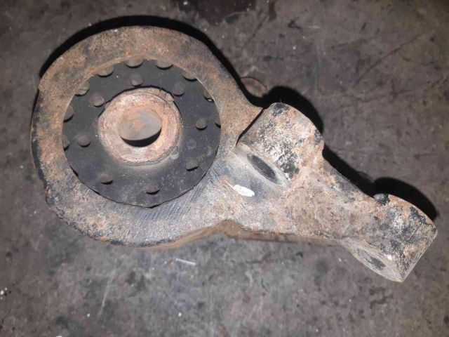 bontott VW TRANSPORTER Váltó Tartó Bak (Pozíciófüggetlen)