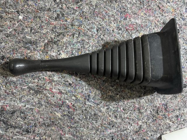 bontott VW TRANSPORTER Váltószoknya