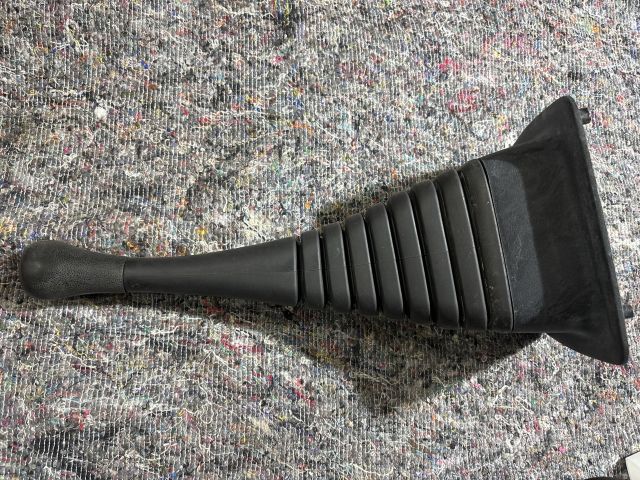 bontott VW TRANSPORTER Váltószoknya