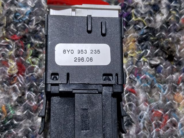 bontott VW TRANSPORTER Vészvillogó Kapcsoló