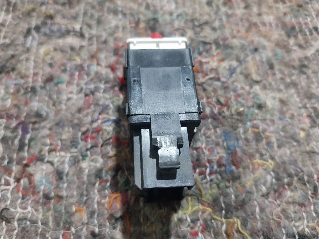 bontott VW TRANSPORTER Vészvillogó Kapcsoló