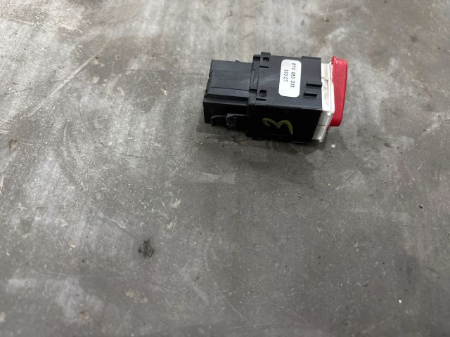 bontott VW TRANSPORTER Vészvillogó Kapcsoló