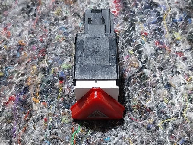 bontott VW TRANSPORTER Vészvillogó Kapcsoló