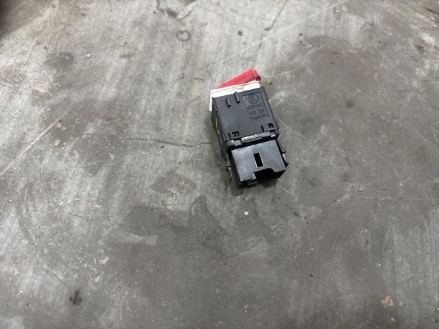 bontott VW TRANSPORTER Vészvillogó Kapcsoló