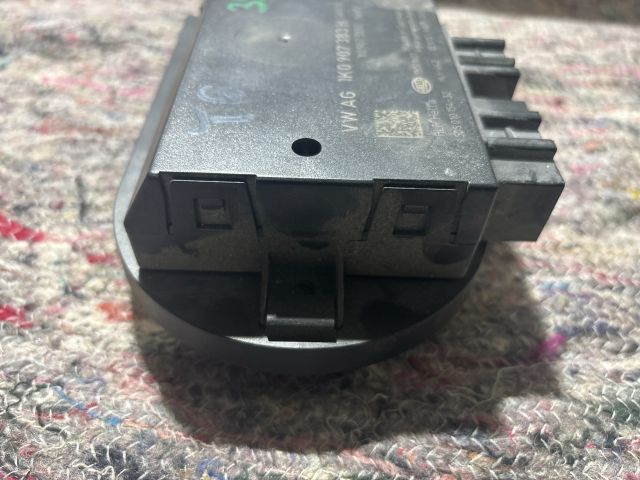 bontott VW TRANSPORTER Vonóhorog Elektronika