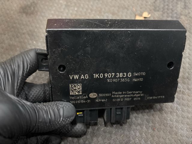 bontott VW TRANSPORTER Vonóhorog Elektronika